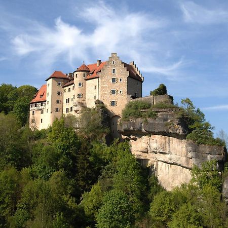 Отель Burg Rabenstein Kirchahorn Экстерьер фото